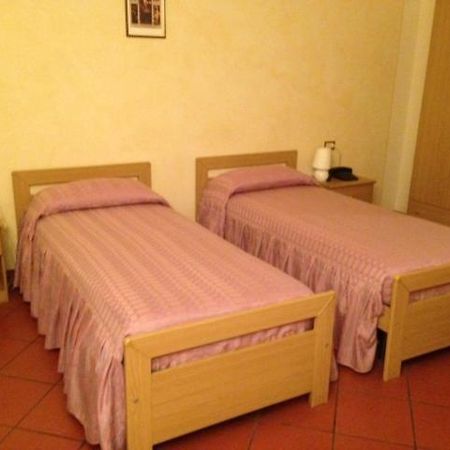 Albergo Ristorante La Scaiola Nuvolera Εξωτερικό φωτογραφία