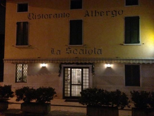Albergo Ristorante La Scaiola Nuvolera Εξωτερικό φωτογραφία
